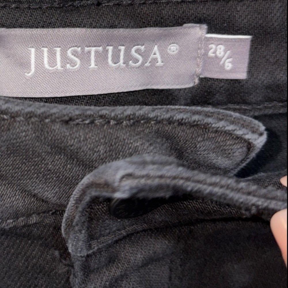 JUST USA Black Raw Hem Ankle Jeans- High Rise Straight Leg - Picture 4 of 6